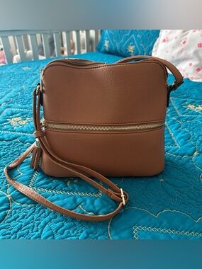 Classic Brown Crossbody Bag - Minimal Leather Look